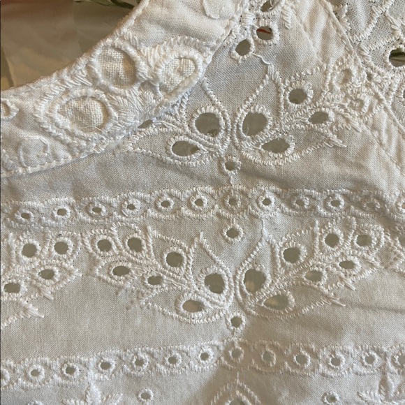 Topshop White Eyelet Blouse - Picture 2 of 4